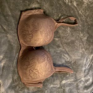 NWOT sexy lace overlay soft wire cup bra